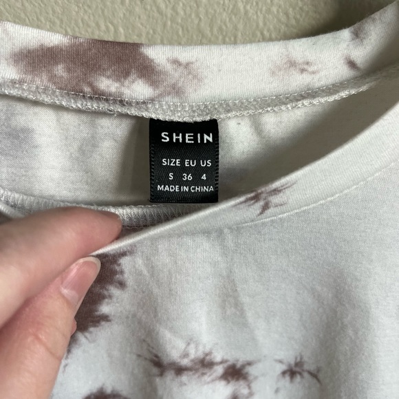 Oversized Tee - Picture 2 of 2